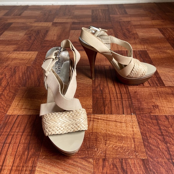 Michael Kors Tan Heels - Picture 5 of 5